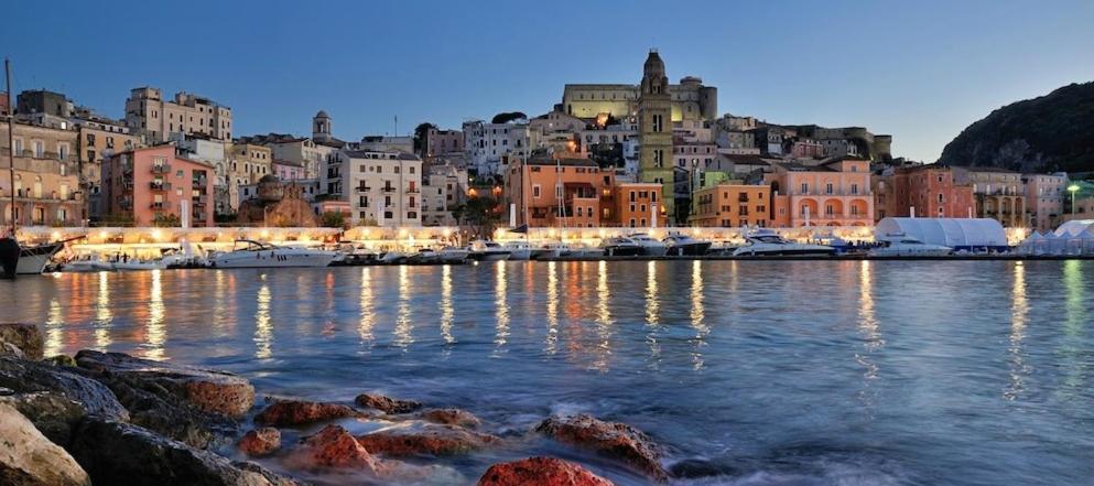 Oltre Il Mare Guest House Gaeta Zewnętrze zdjęcie