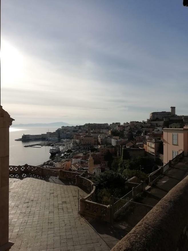Oltre Il Mare Guest House Gaeta Zewnętrze zdjęcie