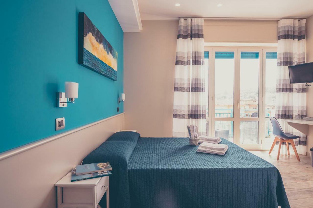 Oltre Il Mare Guest House Gaeta Zewnętrze zdjęcie